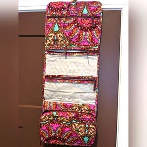 Vera Bradley resort medallion roll up toiletry bag - hanging